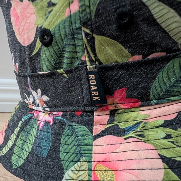 Roark Tiare Bucket Hat S/M - Picture 3 of 7